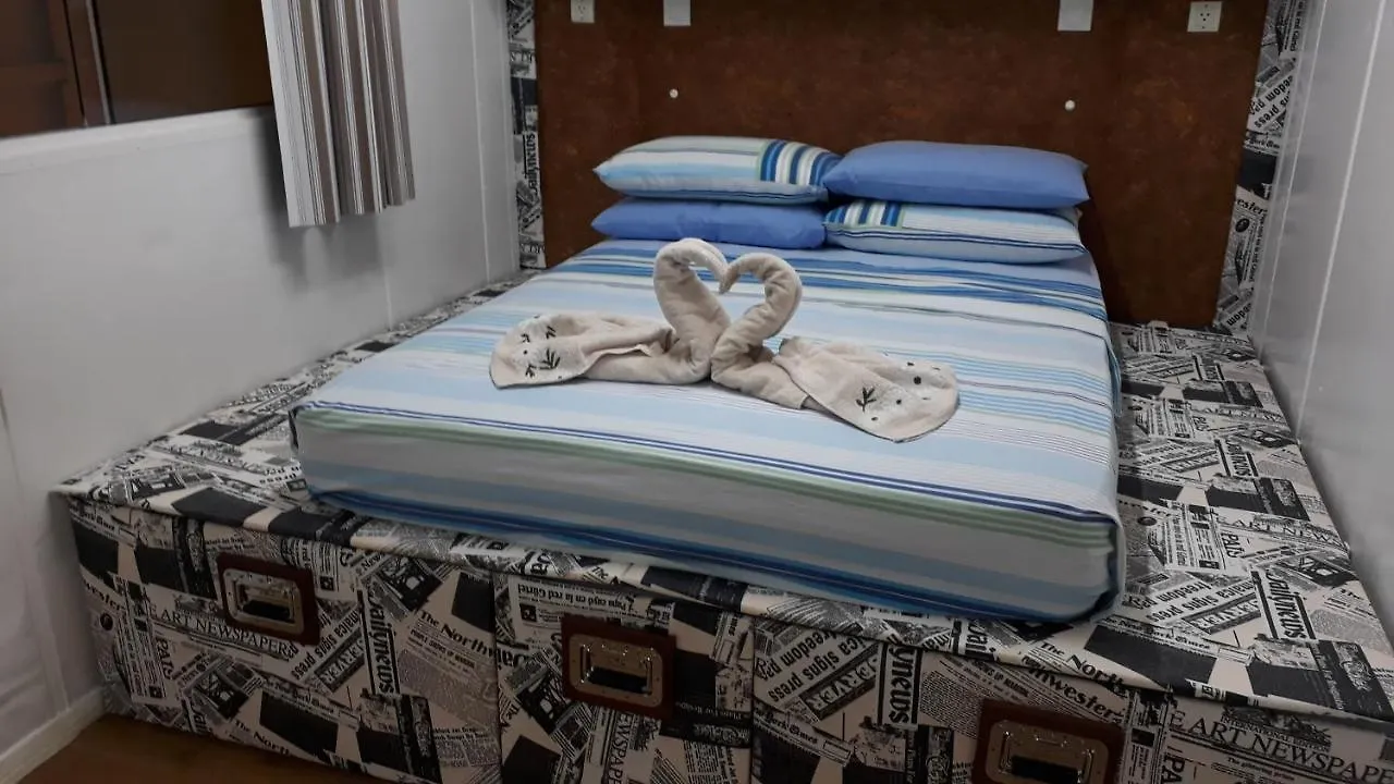 Kitinet Container Proximo Praia E Beto Carrero Penha  Homestay