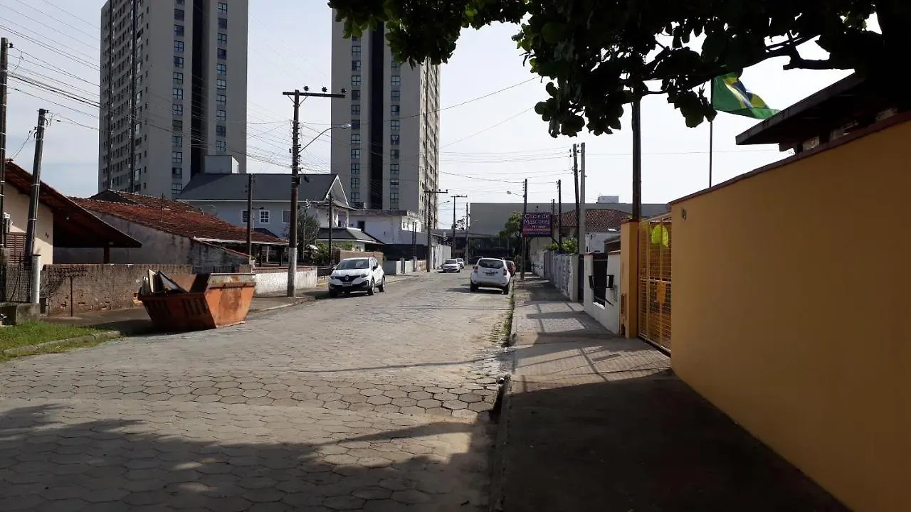 Kitinet Container Proximo Praia E Beto Carrero Penha  Accommodatie bij particulieren Penha (Santa Catarina)